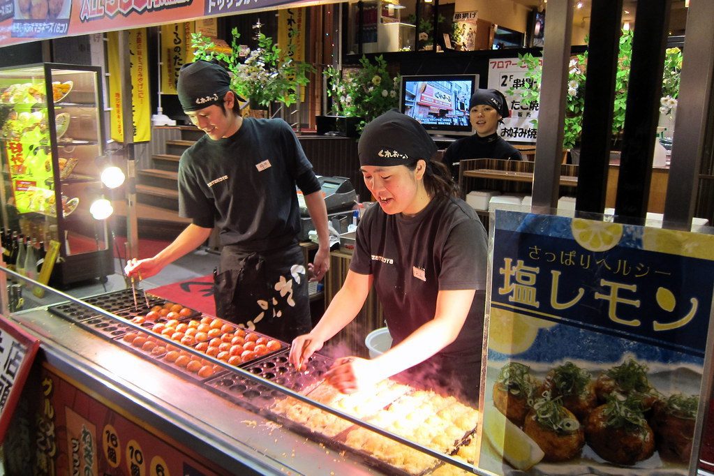 Ōsaka - Namba: Dōtonbori - Takoyaki